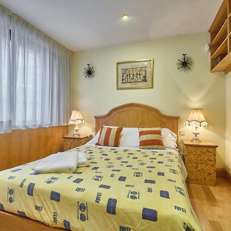 Apartamentos Carlos Madrid Exteriér fotografie
